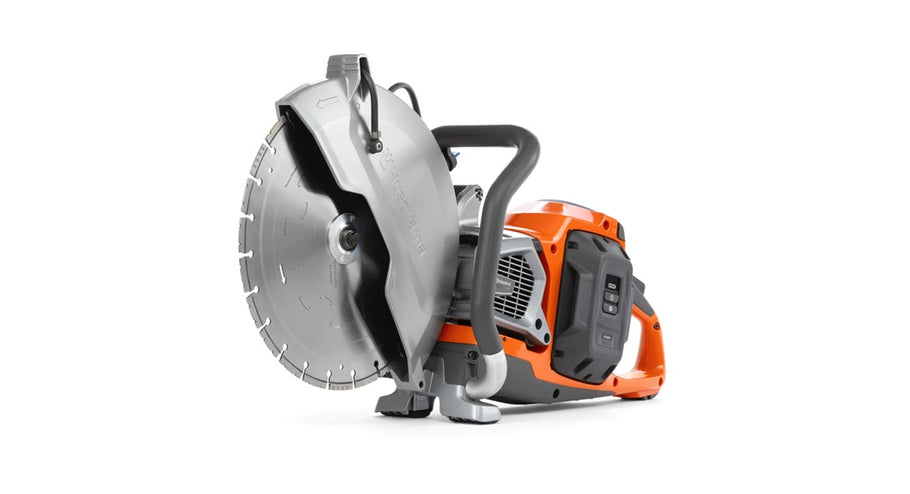 Safety Meets Innovation: X-Halt Brake Function in the Husqvarna K1 Pace Battery Saw