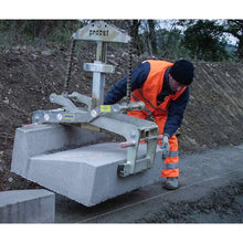 Load image into Gallery viewer, QuickCLAMP FTZ-MAXI 50/Grab Universal Clamp