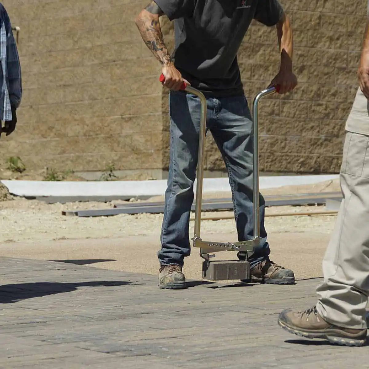 PaverPULLER SAH Paver Lifter – Blades Direct