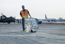 Load image into Gallery viewer, Soff Cut 5000 Husqvarna Concrete Saw