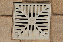 Load image into Gallery viewer, Quick-E-Adjustable Patio Drain Plastic