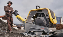 Load image into Gallery viewer, Wacker Neuson DPU5260Hehb+ Reversible Vibratory Plate Compactor