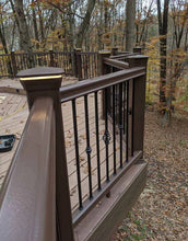 Load image into Gallery viewer, Tru-Scapes® 5″ Composite LED Deck Post Cap Light (Fits Timbertech Radiance Post)