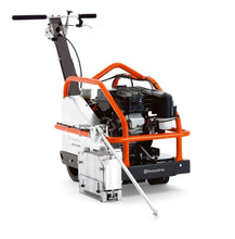 Load image into Gallery viewer, Soff Cut 2000 Husqvarna Concrete Saw